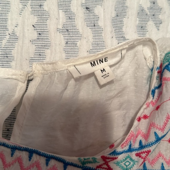 BOUTIQUE TOP - Picture 2 of 2